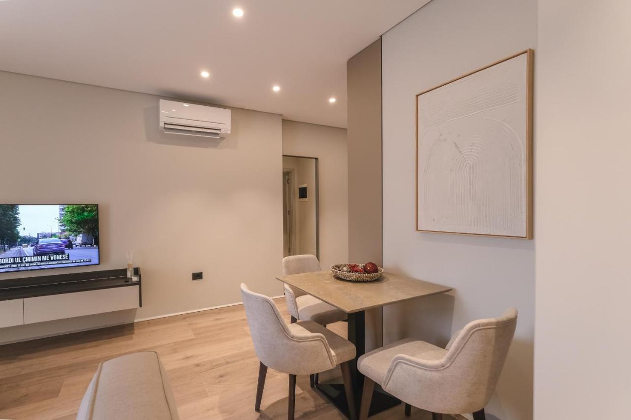 Two Steps Apartments 2 Tirana Exterior foto